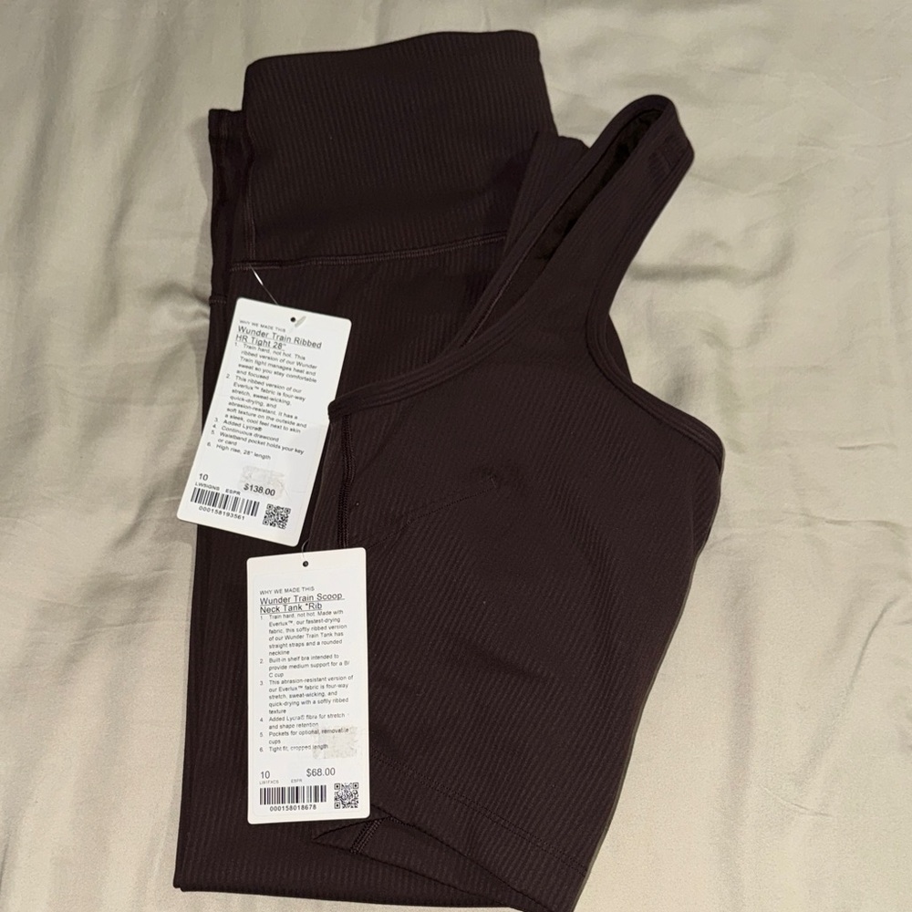 lululemon ribbed Sports bra and legging  set.